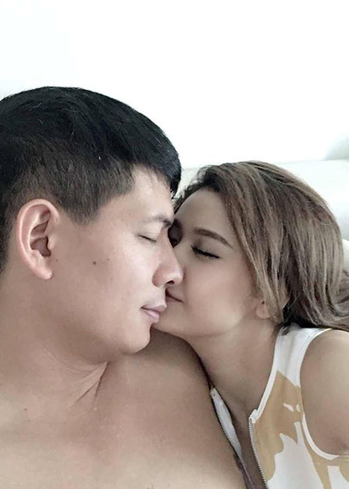 Gần đây, Trương Quỳnh Anh và Bình Minh bất ngờ lộ ảnh thân mật trên mức đồng nghiệp. Về phía Bình Minh, anh một mực khẳng định đó là ảnh hậu trường trong phim. Ảnh: Khám phá