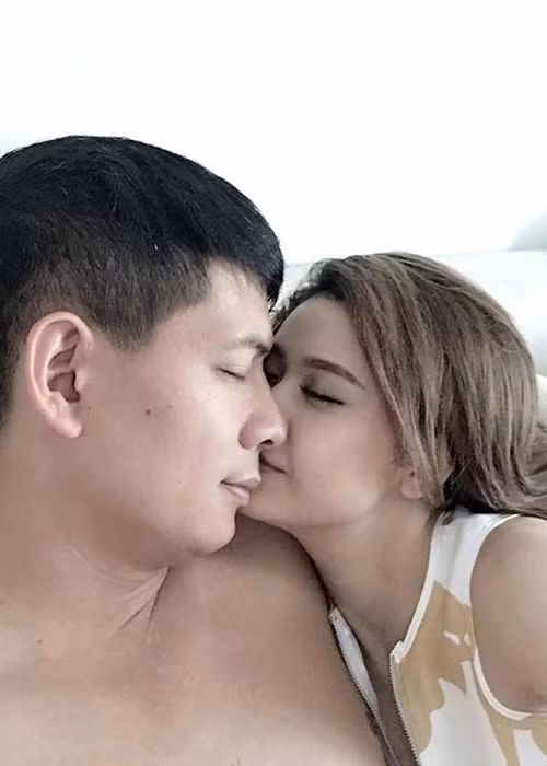 Gần đây, Trương Quỳnh Anh và Bình Minh bất ngờ lộ ảnh thân mật trên mức đồng nghiệp. Về phía Bình Minh, anh một mực khẳng định đó là ảnh hậu trường trong phim. Ảnh: Khám phá