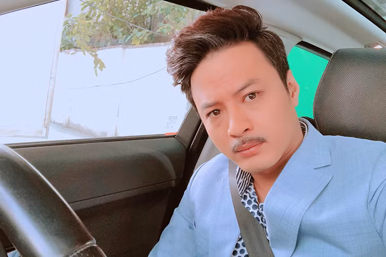 Hồng Đăng bày tỏ mong muốn đi xuyên Việt. “Thích được lê la, ăn các món vùng miền”, nam diễn viên cho hay.