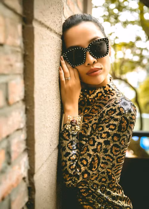 Nữ người mẫu còn kể sau khi chia tay Kim Lý, cô quyết định từ bỏ công việc tiếp viên hàng không để theo đuổi nghệ thuật.