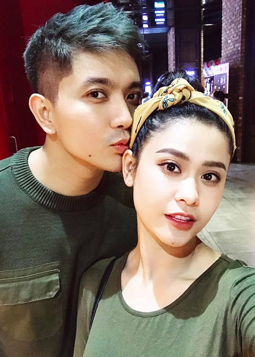 Trương Quỳnh Anh - Tim cũng là những sao Việt gây ồn ào nhất năm 2017. Tháng 5/2017, có thông tin Tòa án nhân dân quận 10 (TP HCM) xác nhận Tim và Trương Quỳnh Anh đã ly hôn. Trước tin đồn này, Tim một mực phủ nhận. Ảnh: FBNV