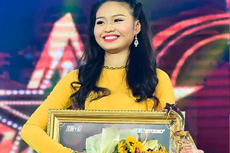 Lê Lộc bắt đầu được chú ý từ sau gameshow “Sao nối ngôi” và “Đấu trường tiếu lâm”. Tại “Sao nối ngôi”, cô đoạt giải tư. Ảnh: FBNV