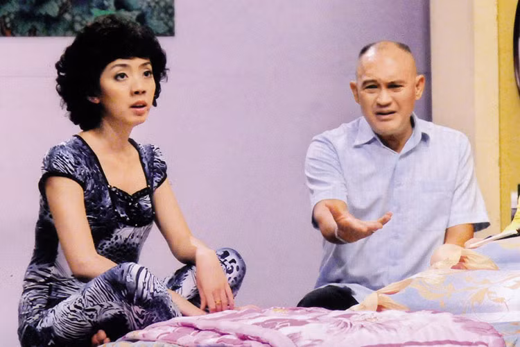 Khi đất nước thống nhất, Duy Phương đầu quân cho đoàn Bông Hồng và rẽ sang diễn hài. Ảnh: Thế giới văn hóa