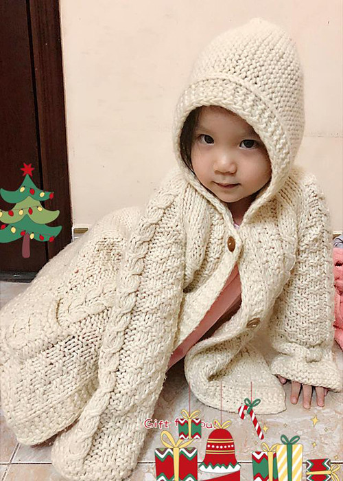 Con gái út của Trịnh Kim Chi ngày càng đáng yêu.