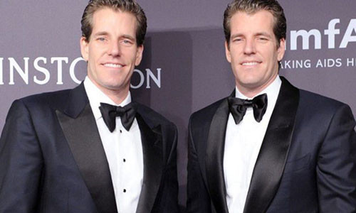 Anh em song sinh Cameron và Tyler Winklevoss đang là tỷ phú bitcoin.