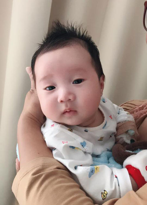 Tháng 9/2017, Lều Phương Anh sinh con trai thứ 2. Cô hài hước chia sẻ 2 lần định làm đám cưới thì 2 lần cô dính bầu.