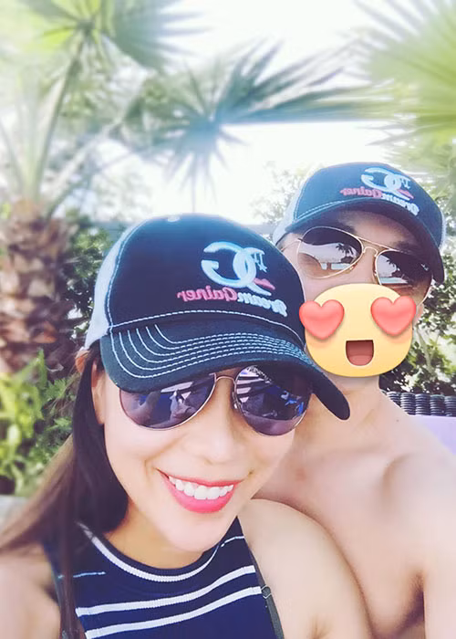 Ca sĩ Khánh Ngọc khoe bạn trai mới nhưng giấu mặt anh là một trong những tin tức sao Việt trong ngày 17/12.