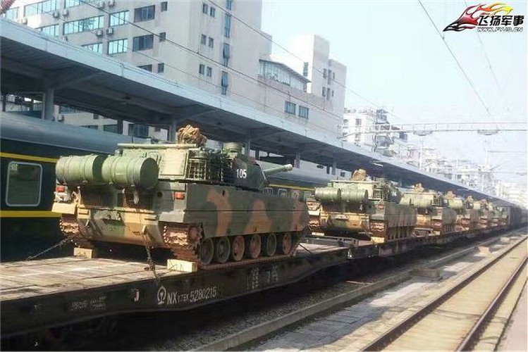 Ở chiều ngược lại, tưởng như Trung Quốc sẽ nhanh chóng đưa những chiếc MBT tốt nhất của mình như Type 99G hay Type 96B tới điểm nóng thì thật bất ngờ Bắc Kinh lại có lựa chọn khác.