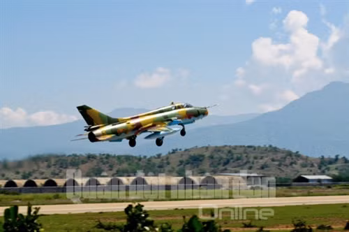 Su-22 hoàn thành nhiệm vụ.