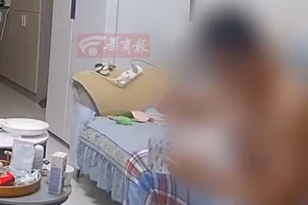 Phan no bac si len bo thuoc pha thai cho ban gai uong-Hinh-2