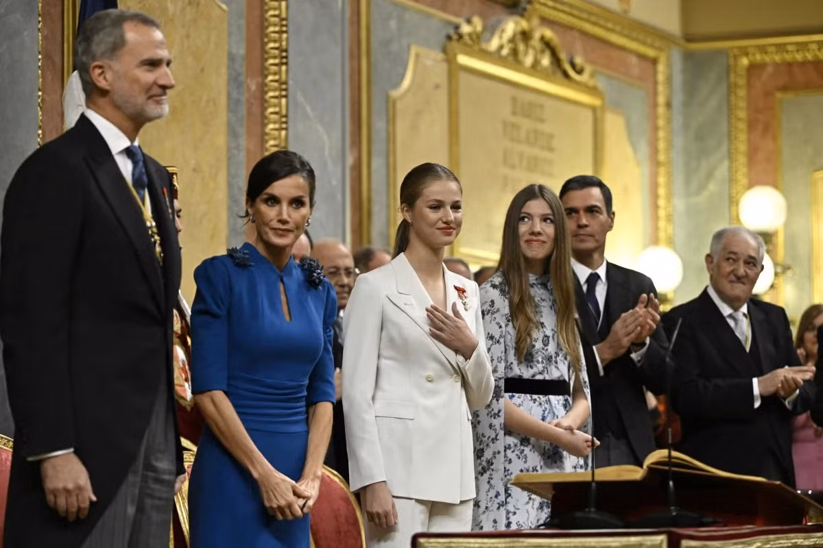 Cong chua ke vi ngai vang Tay Ban Nha vua don tuoi 18-Hinh-4