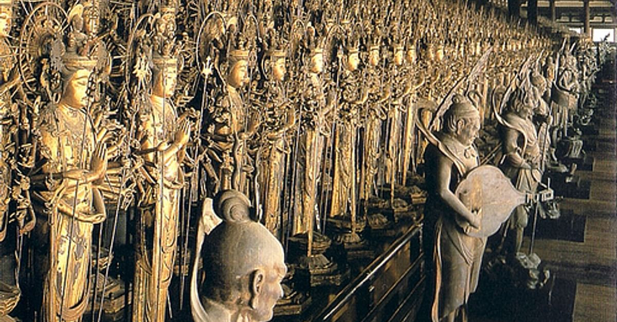 Chùa Sanjusangendo hay còn gọi là chùa Tượng Phật nghìn tay nghìn mắt được xây dựng ở Kyoto năm 1164. Chùa cổ Nhật Bản này có 1.000 tượng Phật và đến năm 1264 được xây dựng lại sau khi xảy ra hỏa hoạn.