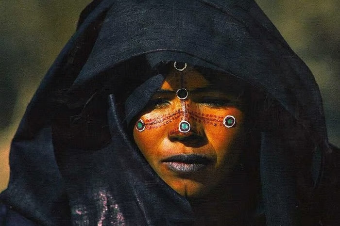 Nếu ly hôn thì người vợ sẽ được giữ phần lớn của cải cũng như con cái. Trong khi đó, người đàn ông sẽ trở về nhà bố mẹ đẻ và chỉ được mang theo lạc đà.