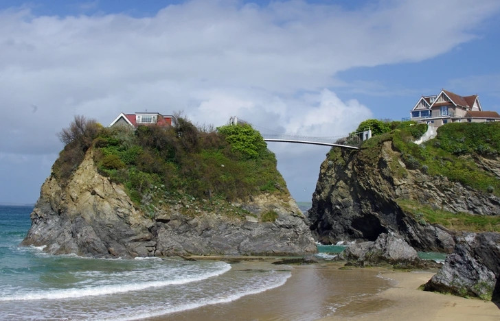 Cây cầu là thứ duy nhất kết nối bạn và hàng xóm của bạn