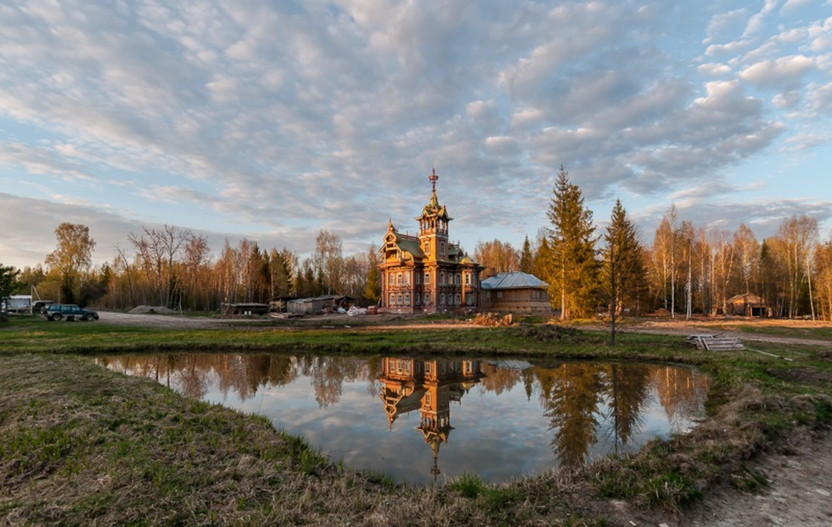 Ông đã dành nhiều năm để khôi phục mọi thứ, xây dựng đường sá, lắp đường dây điện,...
