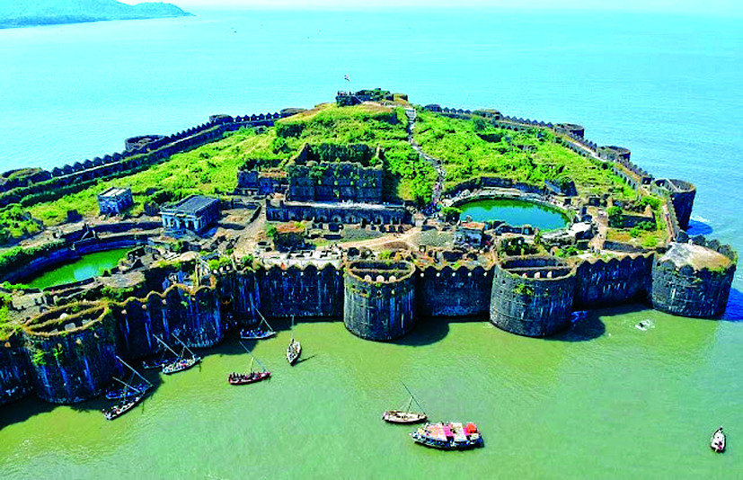 Can canh phao dai “bat kha xam pham” giua bien o An Do