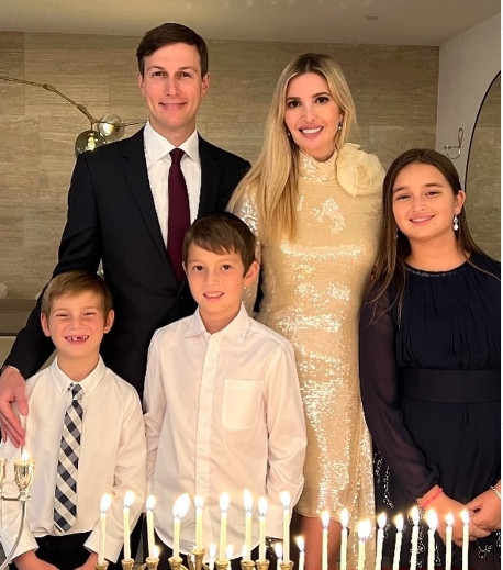 Nhiều người đều cho rằng với dung mạo và tài năng thiên phú, rất có thể cháu ngoại của ông Trump sẽ trở thành một mỹ nhân rạng rỡ không hề kém cạnh người mẹ xinh đẹp của mình trong tương lai.