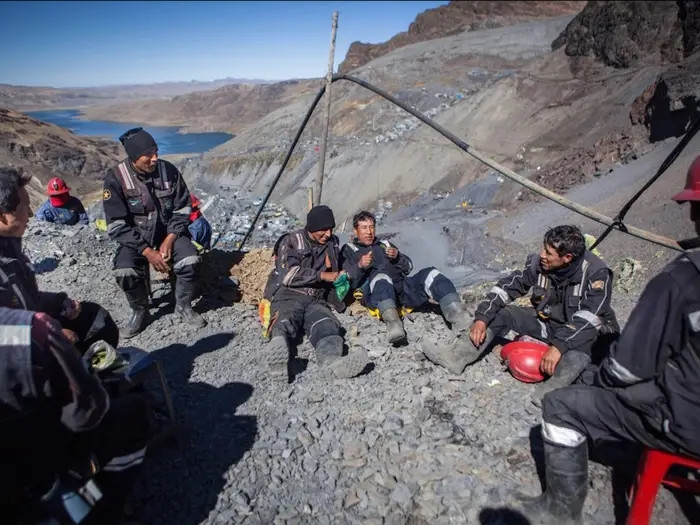 Đột nhập thị trấn cao nhất thế giới, dân chỉ sống thọ 30-35 tuổi - Hình 9 Dot nhap thi tran cao nhat the gioi, dan chi song tho 30-35 tuoi-Hinh-9