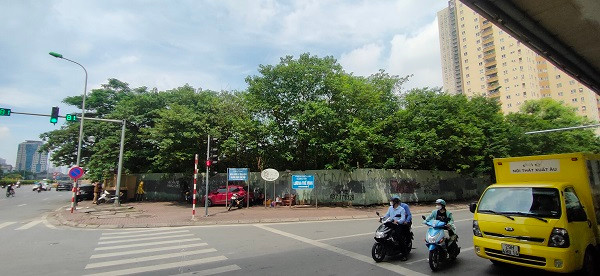 Hà Nội: Dự án 220 Trần Duy Hưng Bảo Việt “treo” cả thập kỷ, sao chưa thu hồi? - Hình 3 Ha Noi: Du an 220 Tran Duy Hung Bao Viet “treo” ca thap ky, sao chua thu hoi?-Hinh-3
