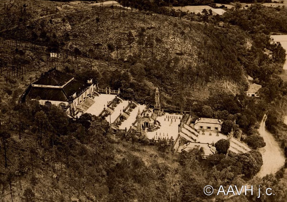 Toàn cảnh lăng Khải Định năm 1936. Ảnh: Aavh.org
