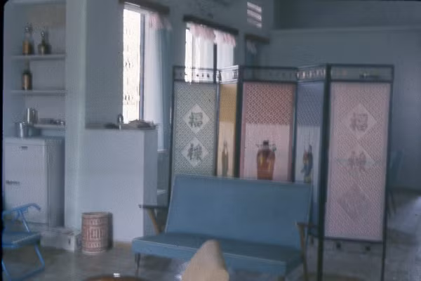 Nội thất trong biệt thự. Ảnh: Oldspooksandspies.org