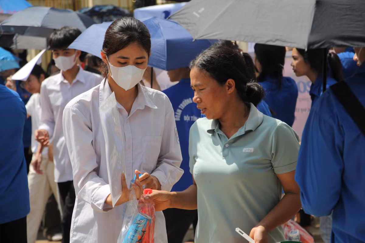 Nhưng vẫn còn đó những nỗi lo về những các môn thi tiếp theo.