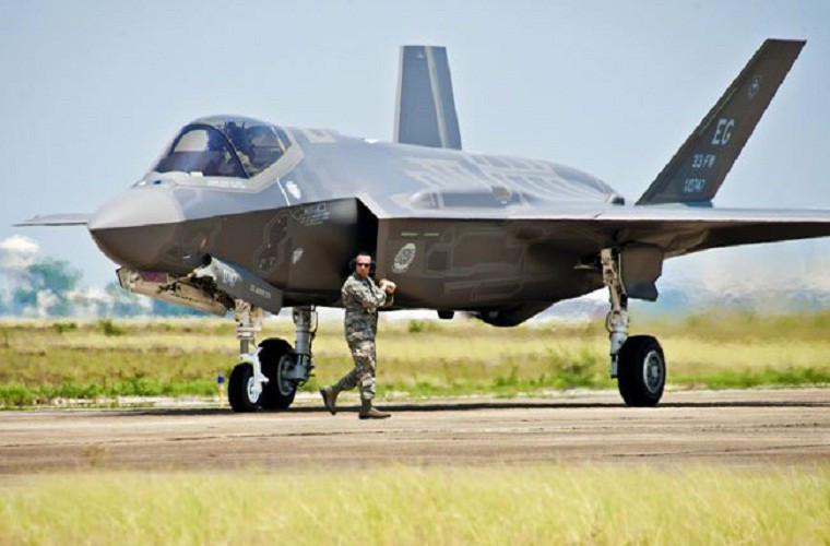 Một chiếc F-35 trong chương trình huấn luyện phi công ở căn cứ không quân Eglin.