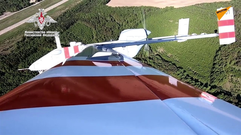 Trước khi UAV Forpost-R được lên kế hoạch đưa vào trang bị, dòng máy bay này đã thực hiện nhiều cuộc thử nghiệm thành công với kết quả rất khả quan. Hiện nhà sản xuất chỉ còn chỉnh sửa một số chi tiết nhỏ trước khi chính thức đưa vào trang bị.