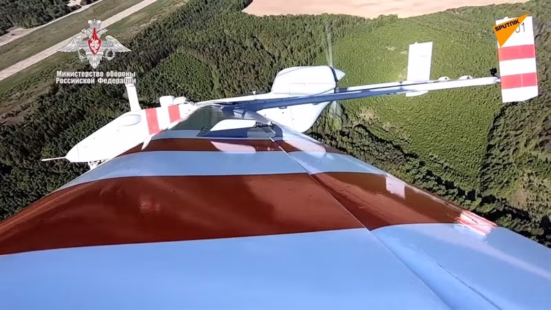 Trước khi UAV Forpost-R được lên kế hoạch đưa vào trang bị, dòng máy bay này đã thực hiện nhiều cuộc thử nghiệm thành công với kết quả rất khả quan. Hiện nhà sản xuất chỉ còn chỉnh sửa một số chi tiết nhỏ trước khi chính thức đưa vào trang bị.