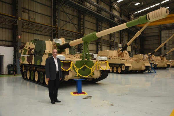 Trong tương lai, công nghiệp quốc phòng Ấn Độ quyết định sẽ “đi tắt” để có thể sớm đuổi kịp Trung Quốc, khi họ không đủ thời gian cũng như trình độ để bước theo con đường của Bắc Kinh.