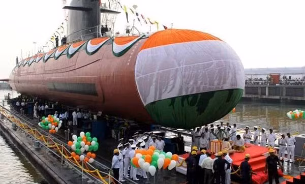 Ngoài ra cũng chưa có gì đảm bảo đối tác sẽ chuyển giao toàn bộ công nghệ lõi vốn làm nên sức mạnh của vũ khí cho Ấn Độ.