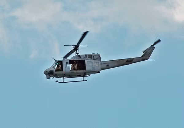 Để cơ động, trực thăng UH-1 trang bị động cơ Lycoming T53-L-11 với công suất đạt 1.100 mã lực, phiên bản UH-1N sử dụng động cơ Lycoming T53-L13 với công suất tăng lên 1.400 mã lực.