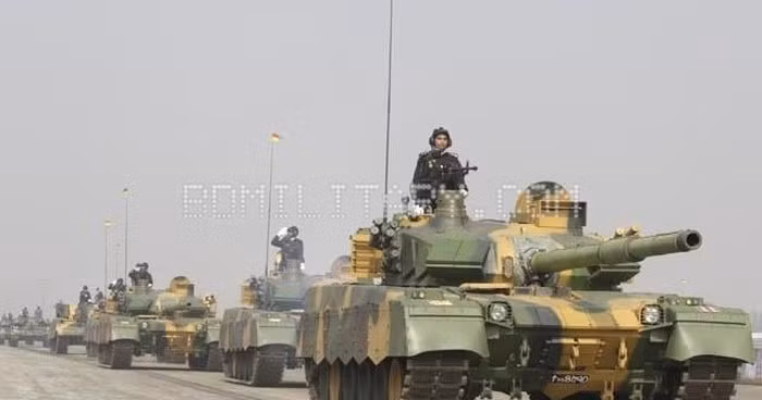 Kết quả của cuộc đua tranh nói trên là xe tăng Trung Quốc đã thắng thầu, đánh bại T-84 Oplot của Ukraine nhờ giá thành rẻ và tốc độ chế tạo nhanh, để trả đũa, từ đó Kiev đã cấm xuất khẩu động cơ 6TD-2 cho đối thủ.