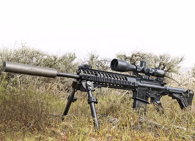 Súng có tầm bắn hiệu quả trên 650 mét với độ chính xác đáng nể.
