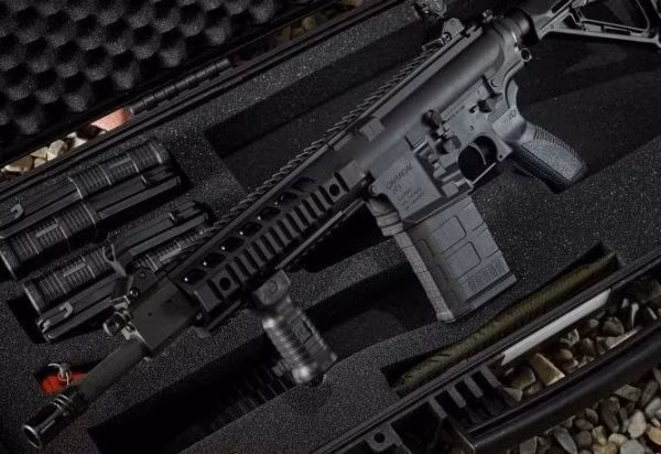 Trích khí của SIG716G2 cũng có thể điều chỉnh 4 chế độ: Tắt (Off) nhằm phóng lựu đạn từ đầu nòng, khóa để bắn phát một, chế độ bắn thường và chế độ khi súng quá nóng.