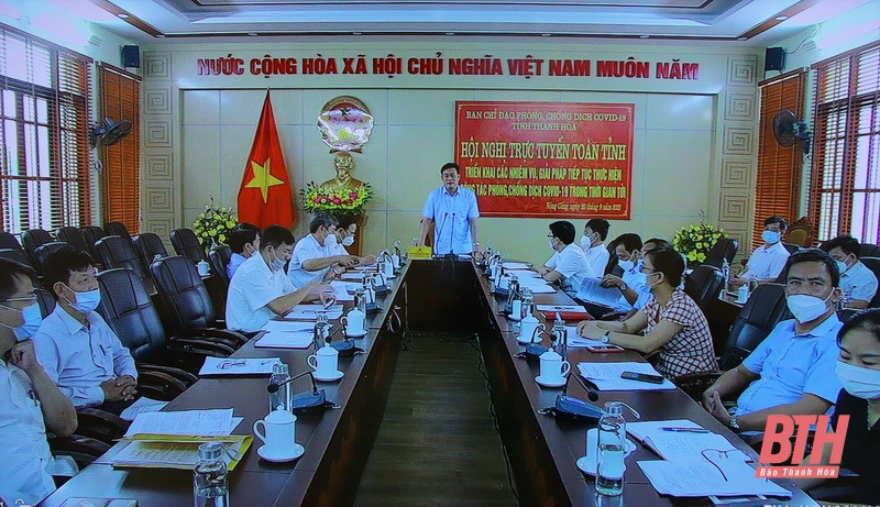 Tỉnh Thanh Hóa: Hiện tại, theo quy định hiện hành, người từ Hà Nội vào Thanh Hóa phải có kết quả xét nghiệm âm tính bằng phương pháp test nhanh kháng nguyên hoặc PCR trong vòng 72 giờ. Với người có xác nhận tiêm đủ 2 mũi vắc xin hoặc được công bố khỏi bệnh COVID-19, thực hiện theo dõi sức khỏe tại nhà/nơi lưu trú 7 ngày, xét nghiệm 2 lần.