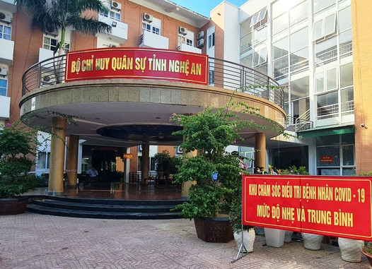 Tỉnh Nghệ An: Ông Đặng Thanh Tùng - Chánh Văn phòng UBND tỉnh - cho biết, tất cả công dân địa phương trở về từ vùng có dịch (trong đó có Hà Nội) đều phải thực hiện theo đúng quy định chung của Bộ Y tế.