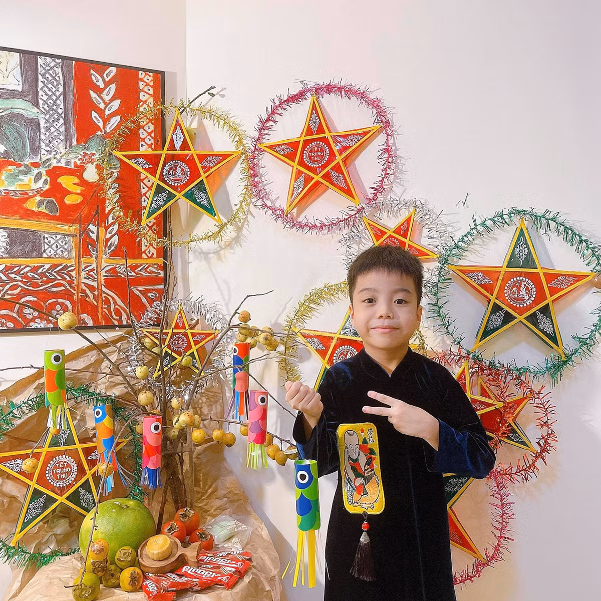 Trung thu gian cach, moi nguoi mot noi cua nhieu gia dinh trong dich-Hinh-6