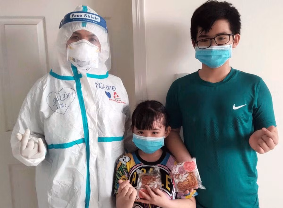 Nhoi tim nhung hinh anh trong benh vien da chien so 12-Hinh-2