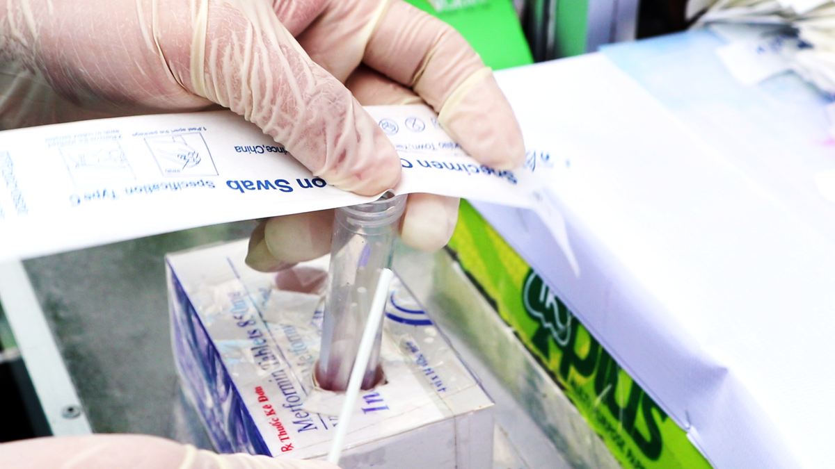 “Ho bien” xe ban hang rong thanh xe xet nghiem luu dong-Hinh-5