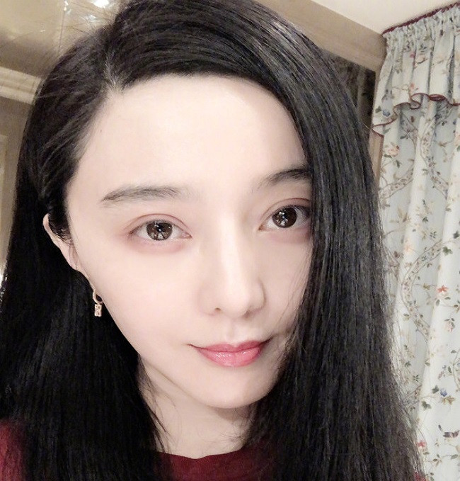 Pham Bang Bang gay nao loan Weibo dem Giao thua