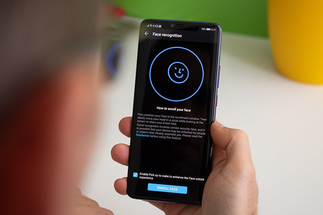 5 uu diem va nhuoc diem ban se phai gap voi Huawei Mate 20 Pro-Hinh-4
