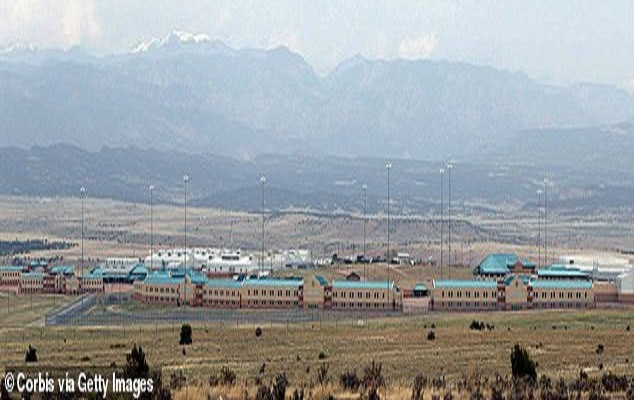 Dot nhap nha tu khet tieng giam trum ma tuy El Chapo-Hinh-5