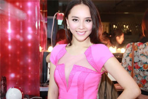 Diem danh 3 nang Hoa hau, A hau Viet lay chong dai gia hon nhieu tuoi-Hinh-4