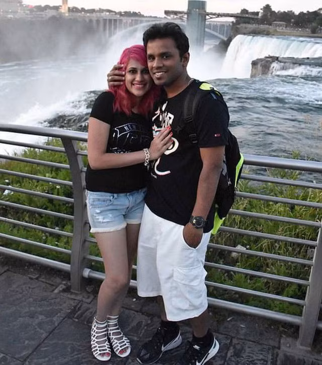 Chup anh tu suong tren vach da, 2 vo chong nhan cai ket tham