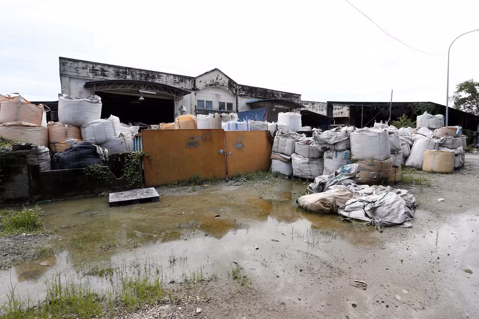 Hai hung cuoc song thi tran “ngap” trong 19.000 tan rac thai nhua-Hinh-5