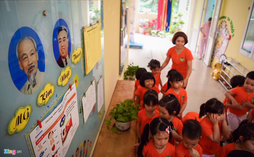 Trải qua hơn 40 năm, đến nay trường mầm non Việt - Triều đã mở rộng thành 17 lớp học, 11 phòng chức năng và là một trong những trường trên địa bàn TP Hà Nội đạt chuẩn số trẻ/lớp.