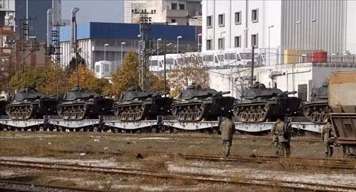 Nong: Tho Nhi Ky trien khai 20 xe tang toi bien gioi Syria