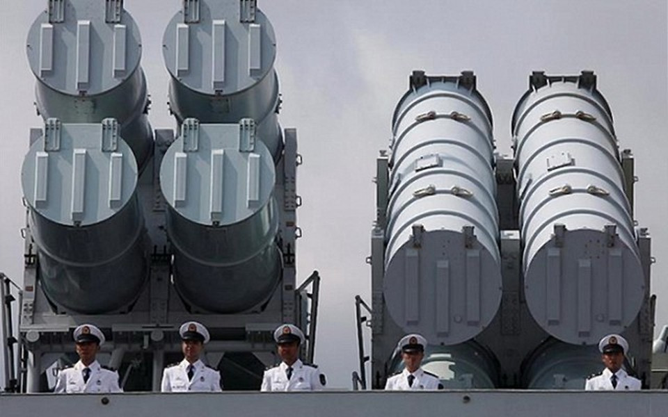 Nhược điểm trên bị đánh giá là không thể sửa chữa do cấu trúc của tên lửa đã đạt trạng thái "tới hạn", khiến YJ-62 rất dễ bị chiến hạm đối phương trang bị hệ thống phòng không tối tân phát hiện từ xa rồi tổ chức đánh chặn.