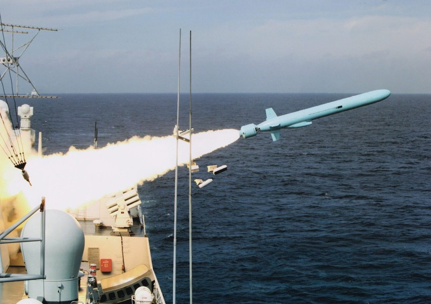 Trước tình hình trên, Hải quân Trung Quốc đã lên kế hoạch sớm loại biên toàn bộ các tên lửa YJ-62, cả phiên bản trang bị cho tàu chiến lẫn biến thể triển khai từ đất liền, bất chấp việc tuổi đời của vũ khí này vẫn còn “khá trẻ”.